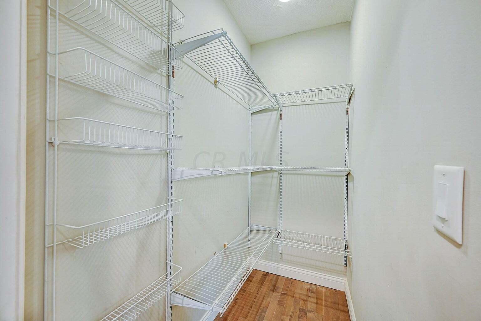 2523 McCutcheon Road Columbus, OH 43219 - Photo 16 of 43 Pantry
