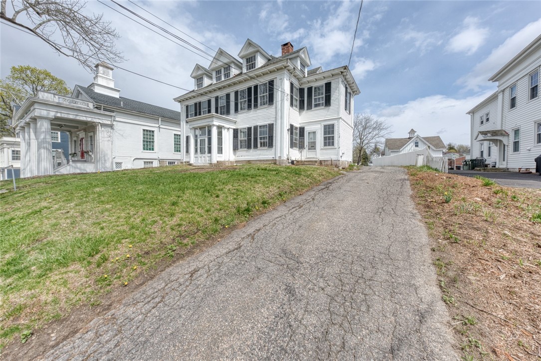 2 Elm Street Westerly, RI 02891 - Photo 46 of 50