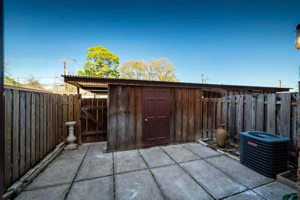 $1,650 | 2352 Triway Lane, Unit 152, Houston, TX 77043