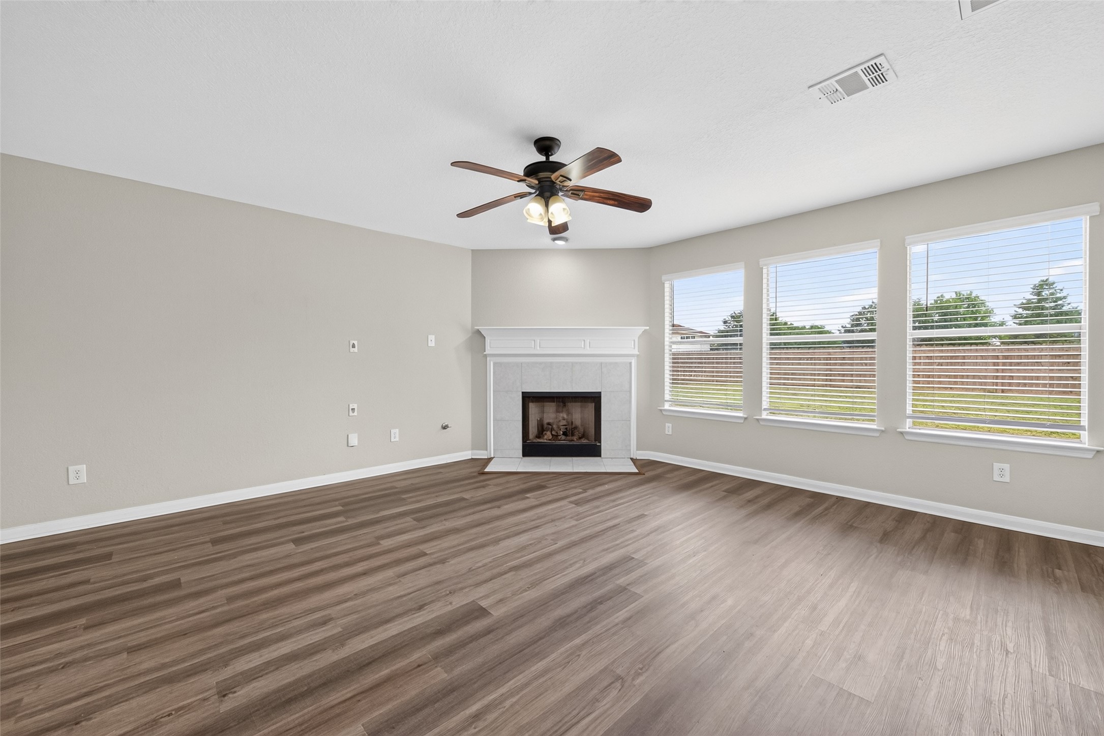 3219 Watercliff Court Spring, TX 77388 - Photo 18 of 42