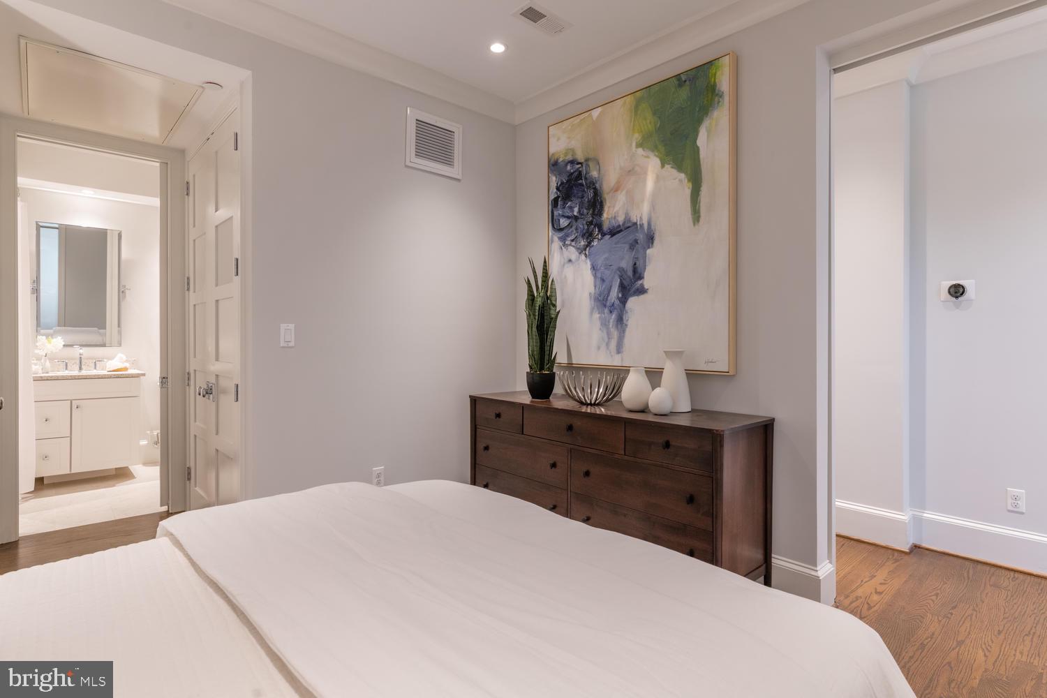 418 7th Street Southeast, Unit 303 Washington, DC 20003 - Photo 12 of 15 Bedroom