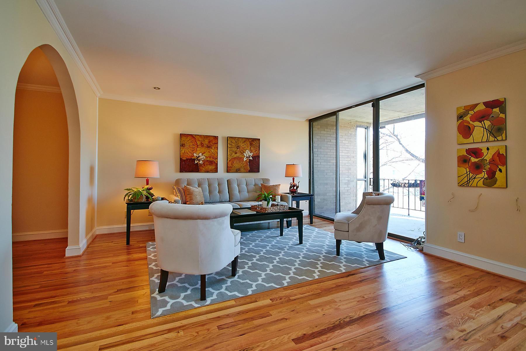 1696 Chimney House Road Reston, VA 20190 - Photo 12 of 30 Living Room