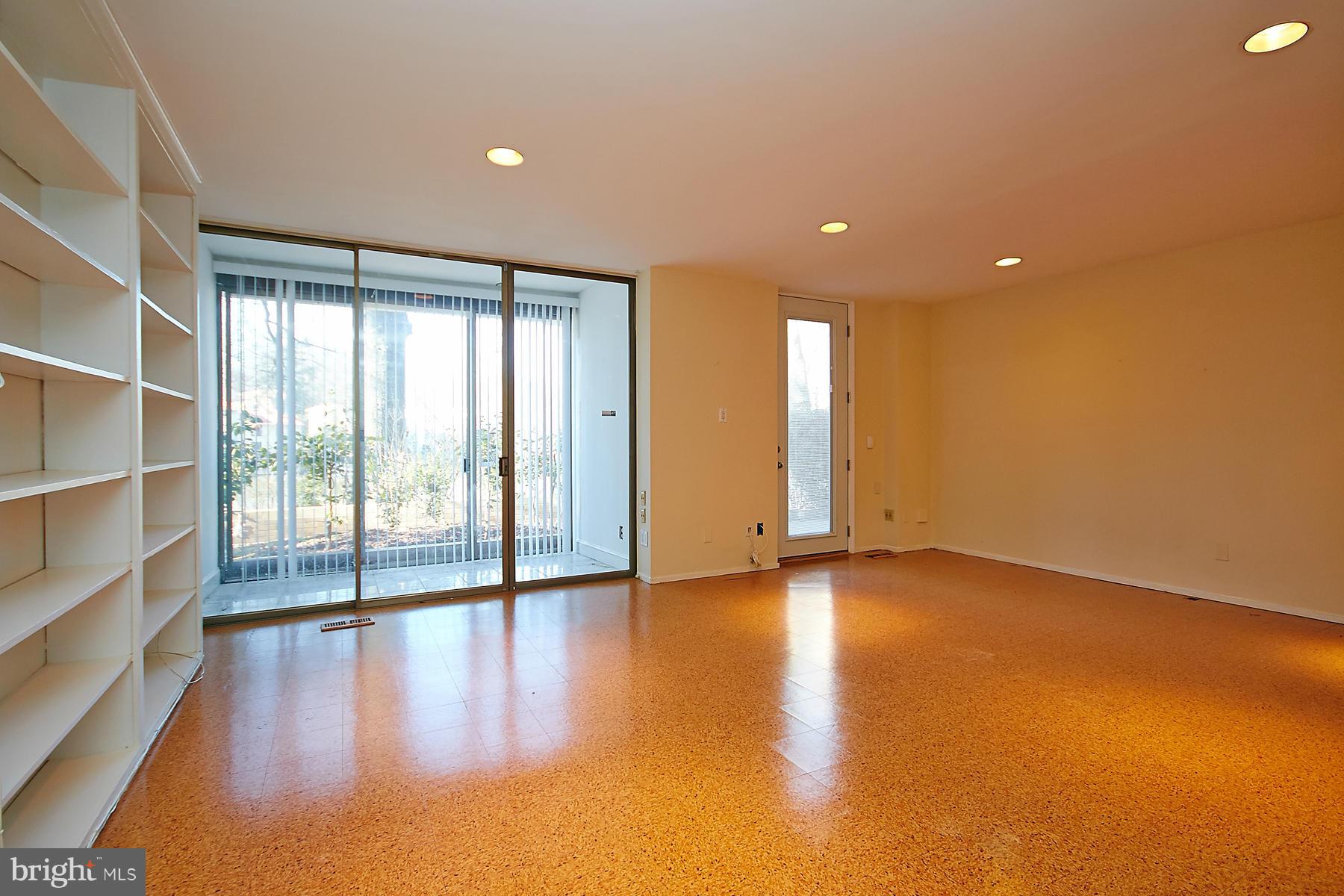 1696 Chimney House Road Reston, VA 20190 - Photo 26 of 30 Family Room