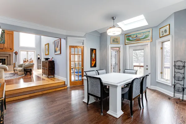 $3,949,000 | 1N424 Indian Knoll Road, West Chicago, IL 60185