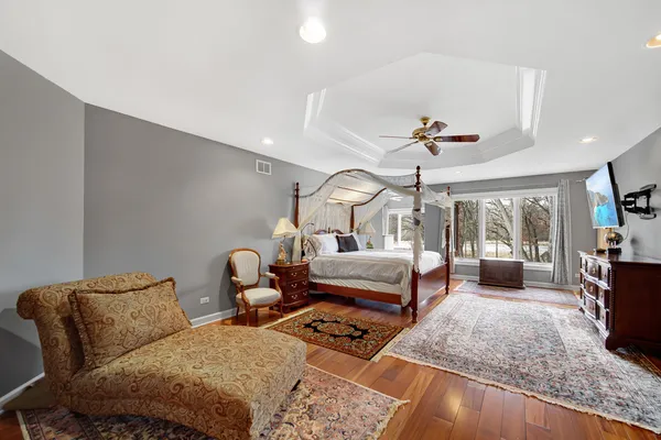 $3,949,000 | 1N424 Indian Knoll Road, West Chicago, IL 60185