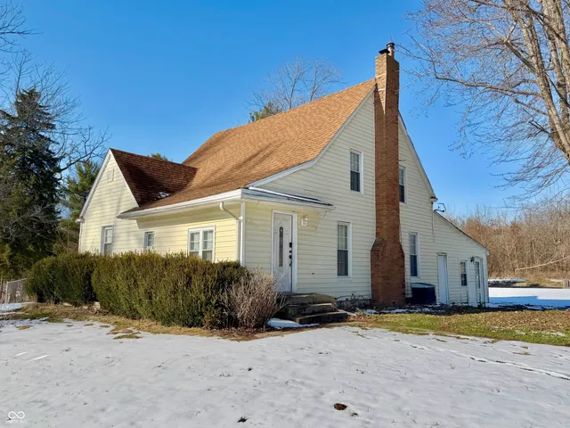 $195,000 | 1523 East County Road 350 North, Sullivan, IN 47882