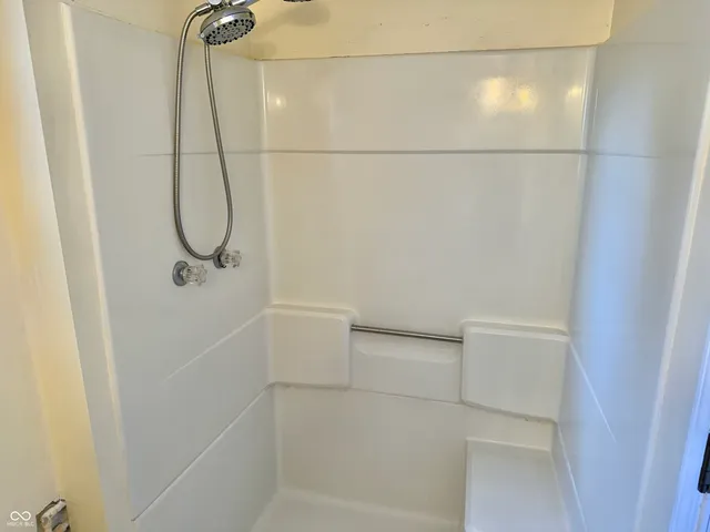 $195,000 | 1523 East County Road 350 North, Sullivan, IN 47882