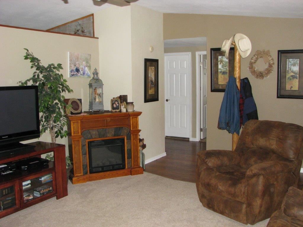 6270 Burke Road Fruitland, WA 99129 - Photo 3 of 20 Gallery Image 3