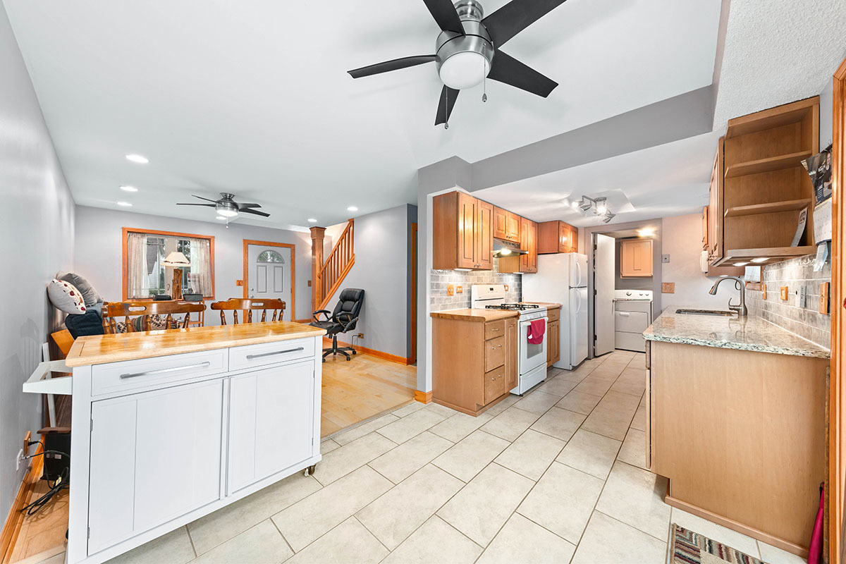 3342 Fox Hill Road Aurora, IL 60504 - Photo 8 of 25 a room with storage and utility