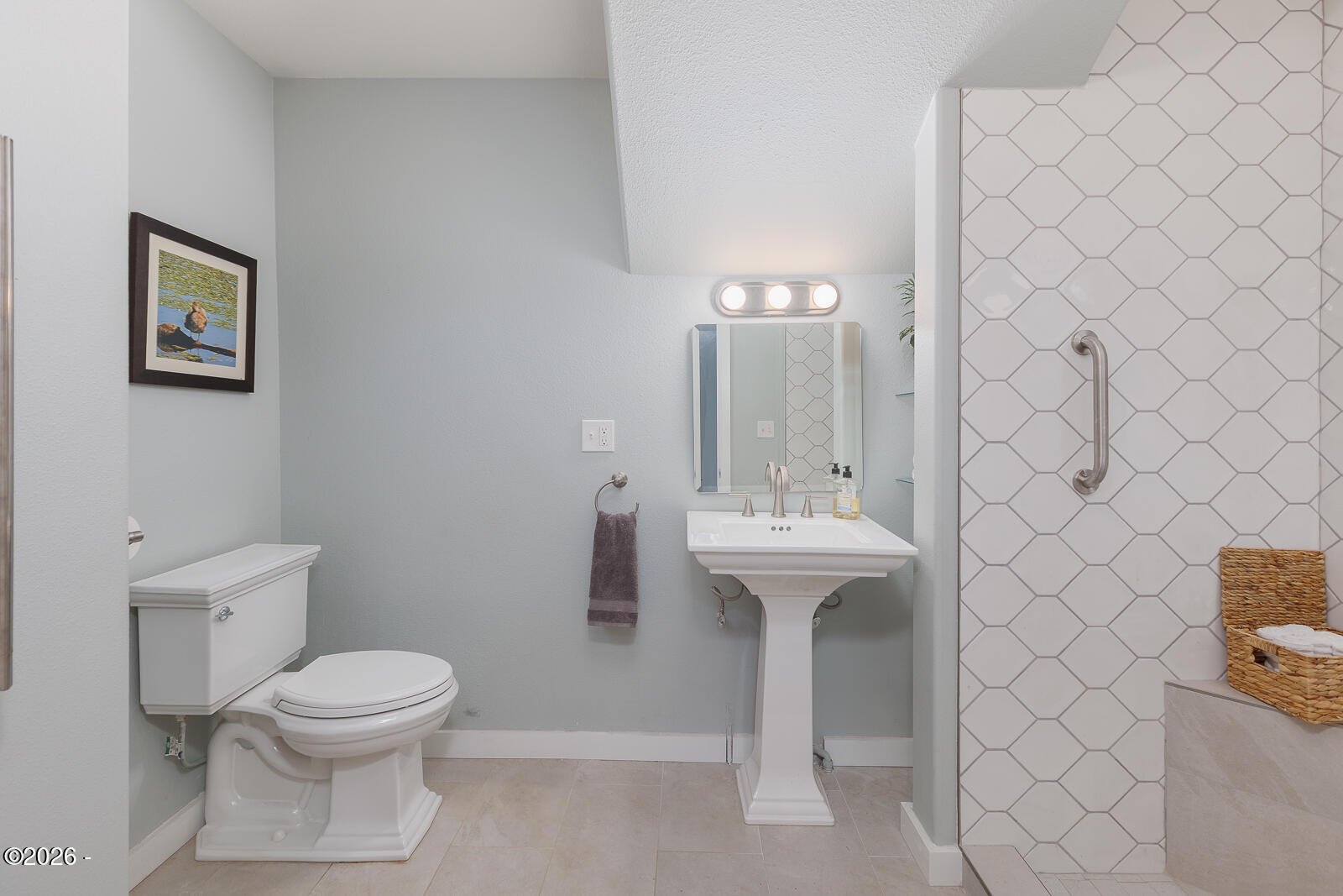 3823 Yaquina Bay Road Newport, OR 97365 - Photo 28 of 68 Web-26