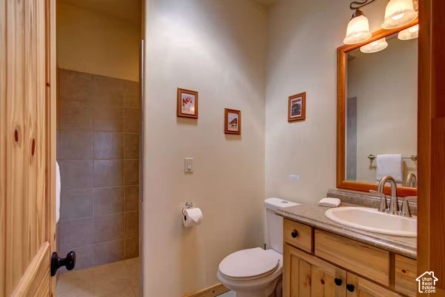 1735 West Pinyon Hls Road Hatch, UT 84735 - Photo 10 of 21 Natural wood vanity with integrated sink