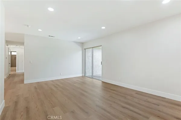 $839,900 | 1077 Offshore Street, Oxnard, CA 93035