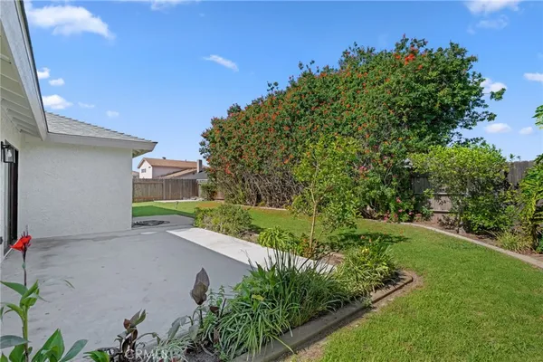 $839,900 | 1077 Offshore Street, Oxnard, CA 93035