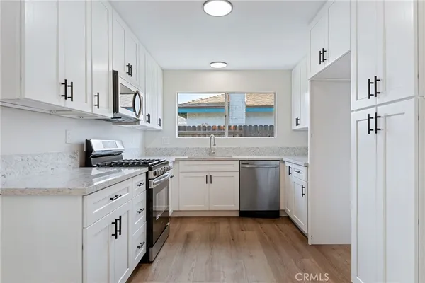 $839,900 | 1077 Offshore Street, Oxnard, CA 93035