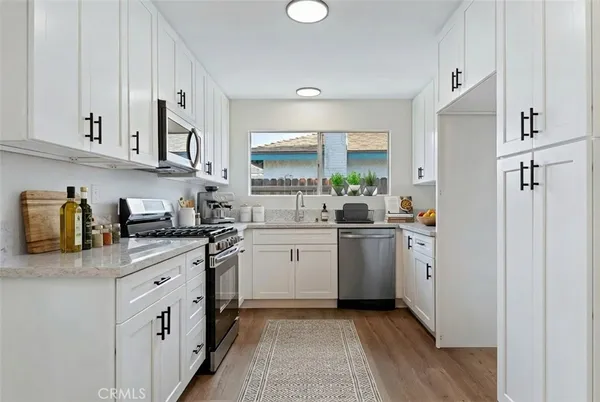 $839,900 | 1077 Offshore Street, Oxnard, CA 93035