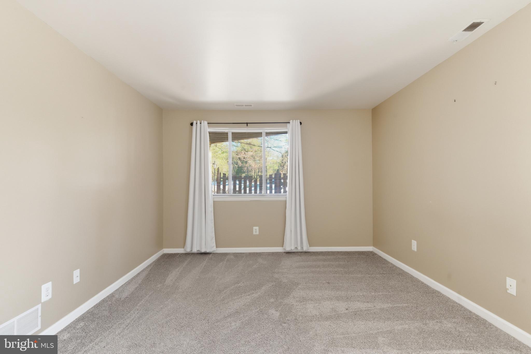 305 Cypress Point Circle Mount Laurel, NJ 08054 - Photo 12 of 28