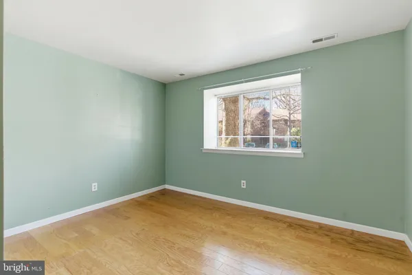 $297,000 | 305 Cypress Point Circle, Mount Laurel, NJ 08054