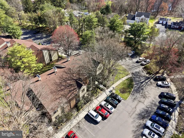 $297,000 | 305 Cypress Point Circle, Mount Laurel, NJ 08054