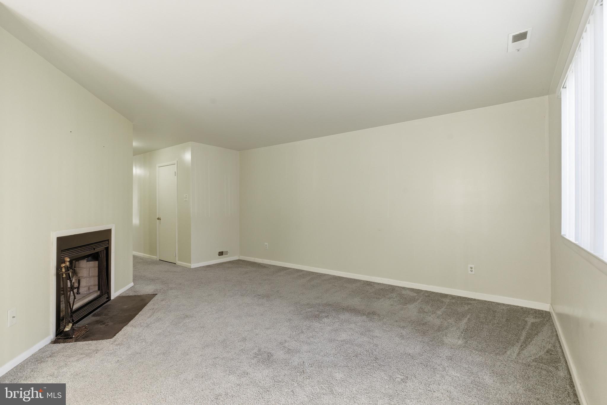 305 Cypress Point Circle Mount Laurel, NJ 08054 - Photo 9 of 28