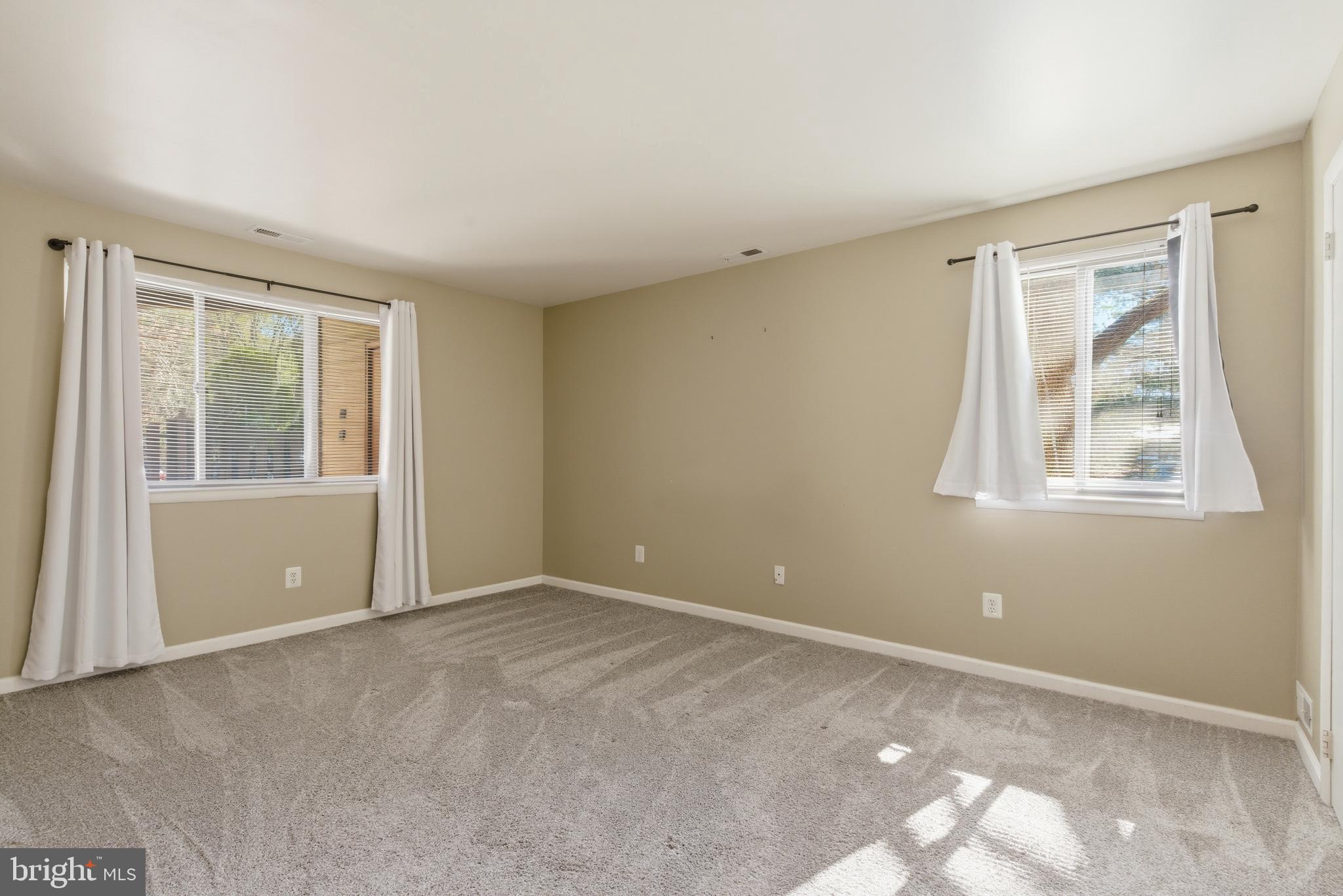 305 Cypress Point Circle Mount Laurel, NJ 08054 - Photo 10 of 28