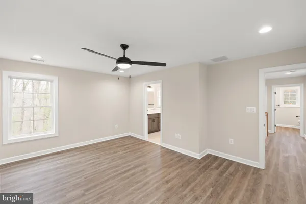 $695,000 | 220 Lakeland Circle, Middletown, VA 22645