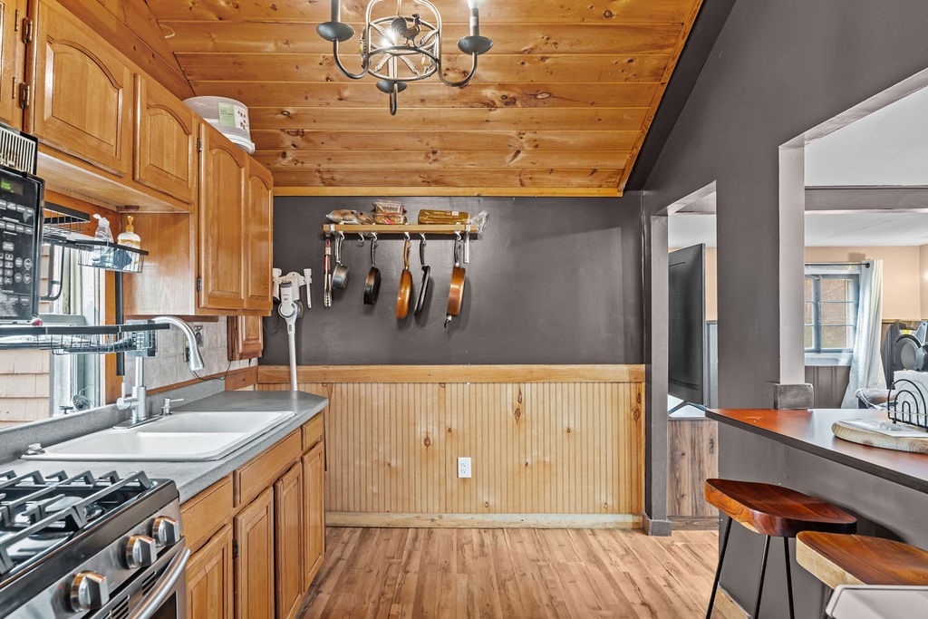 20 Echo Road Glocester, RI 02814 - Photo 5 of 28 Gallery Image 5