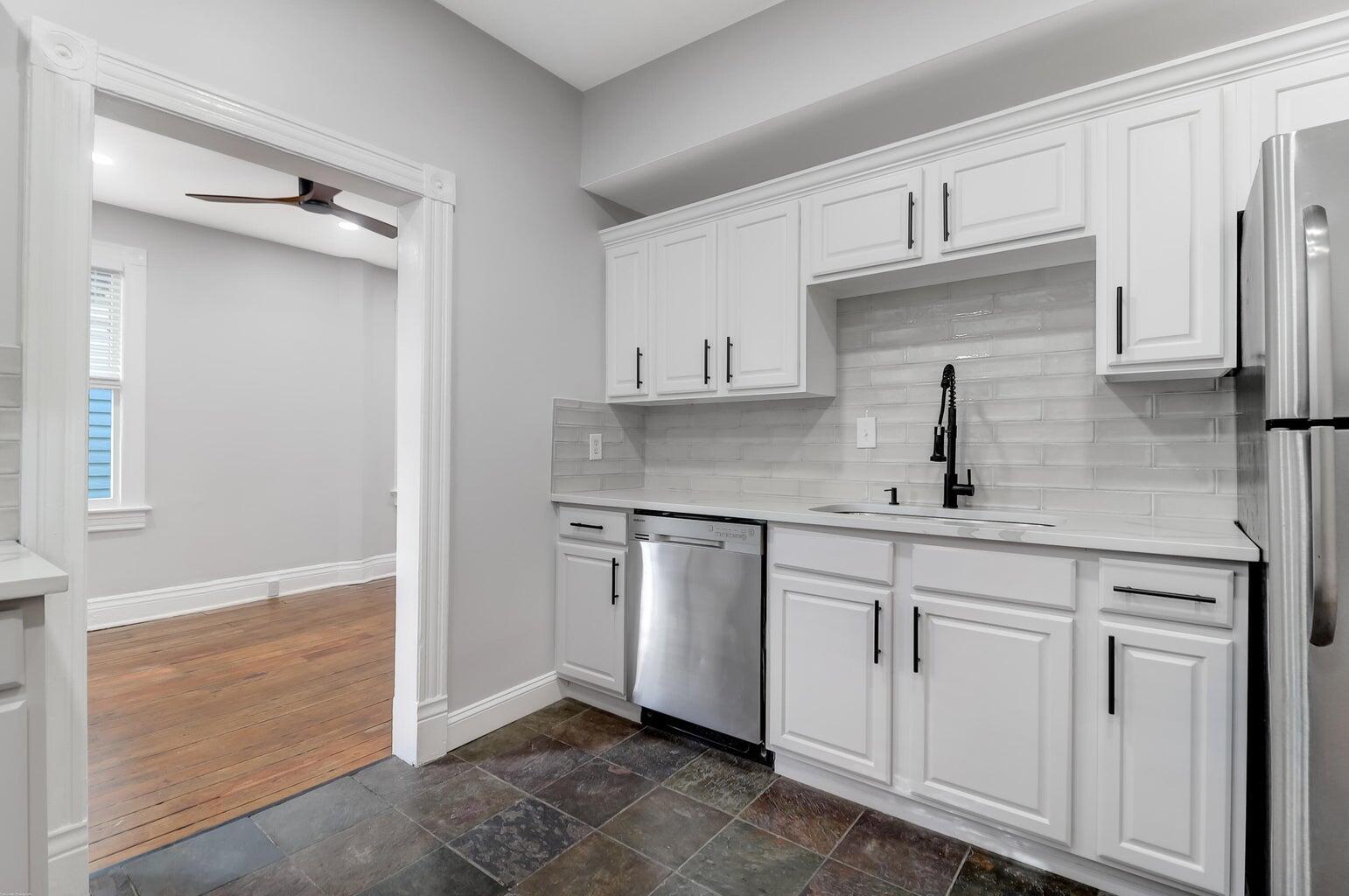 167 Fishburne Street Charleston, SC 29403 - Photo 31 of 47 31