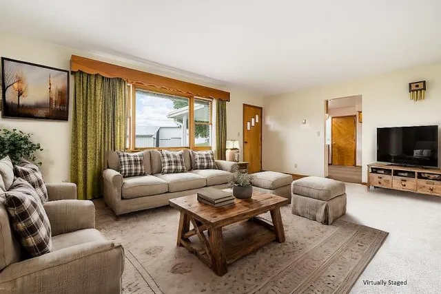 $499,000 | 3780 Blacklick Road Northwest, Pataskala, OH 43062