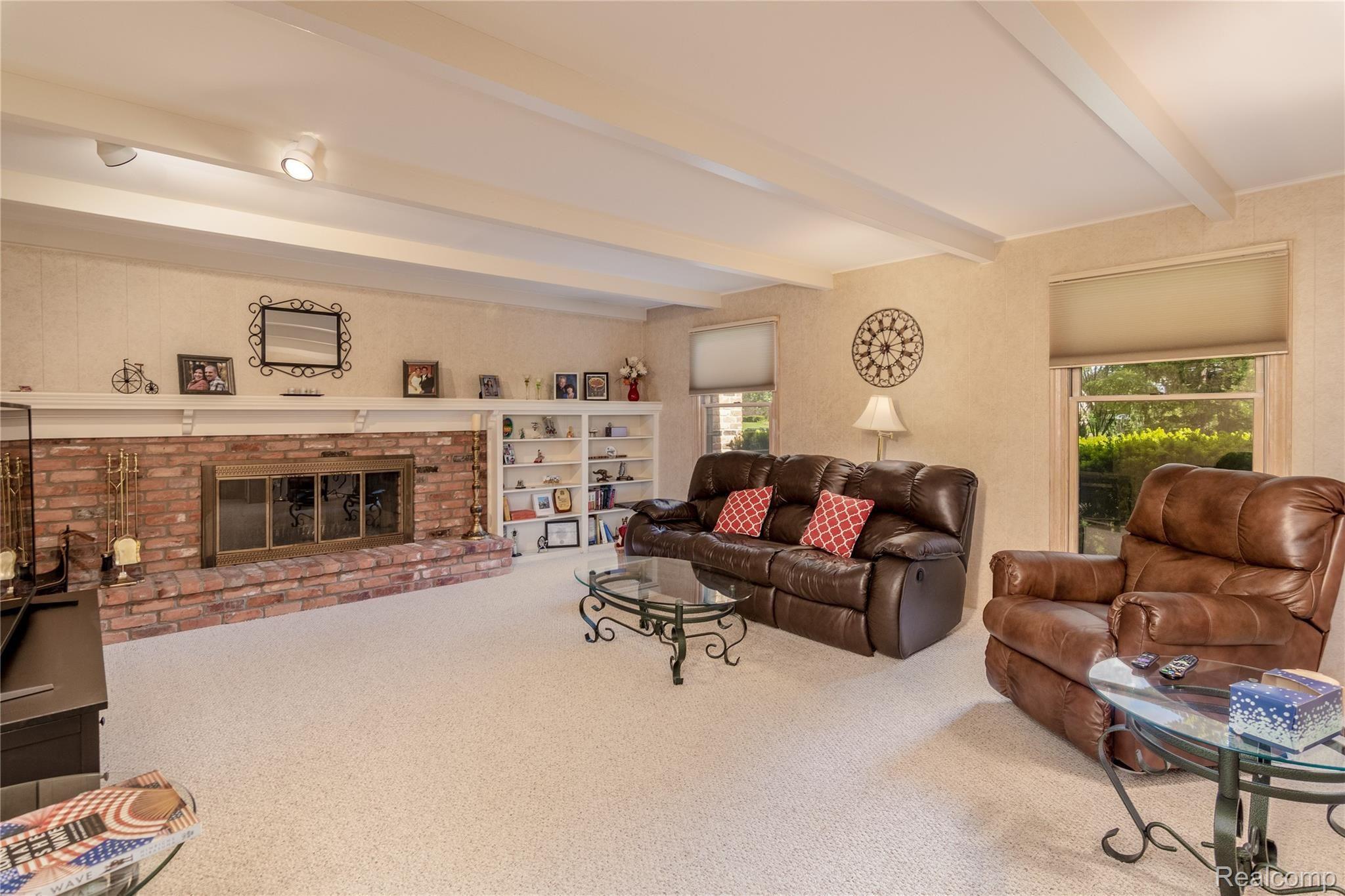 6273 Kings Pointe Road Grand Blanc, MI 48439 - Photo 15 of 39 FIRELIT FAMILY ROOM.jpg