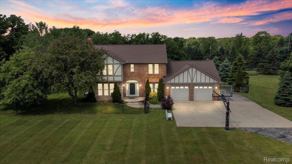 8597 Sashabaw Road Clarkston, MI 48348 - Photo 1 of 61 Gallery Image 1