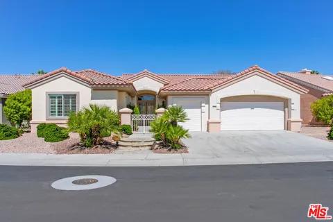 $695,000 | 39314 Blossom Circle, Palm Desert, CA 92211