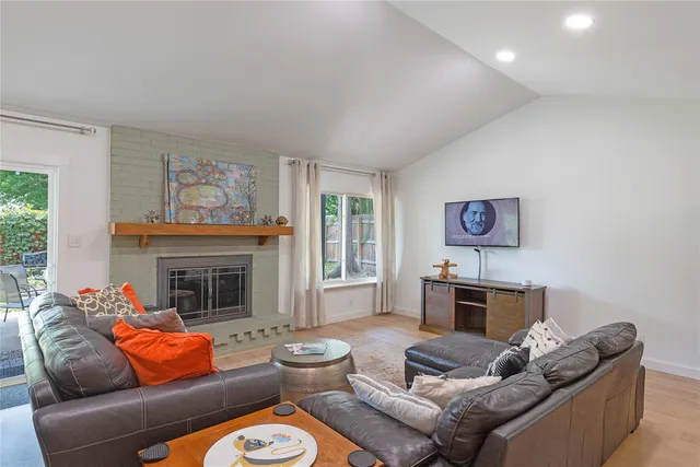 $5,200 | 3307 Greenlawn Parkway, Austin, TX 78757