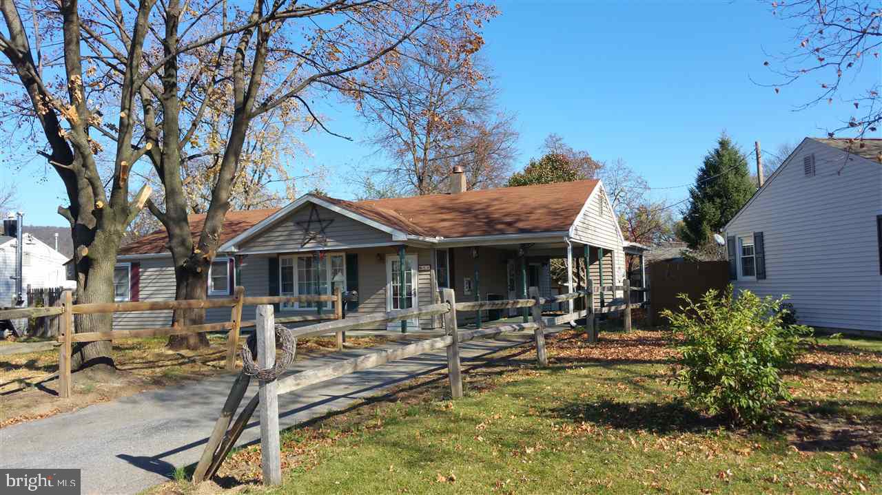 64 Oliver Road Enola, PA 17025 - Photo 3 of 18 Gallery Image 3