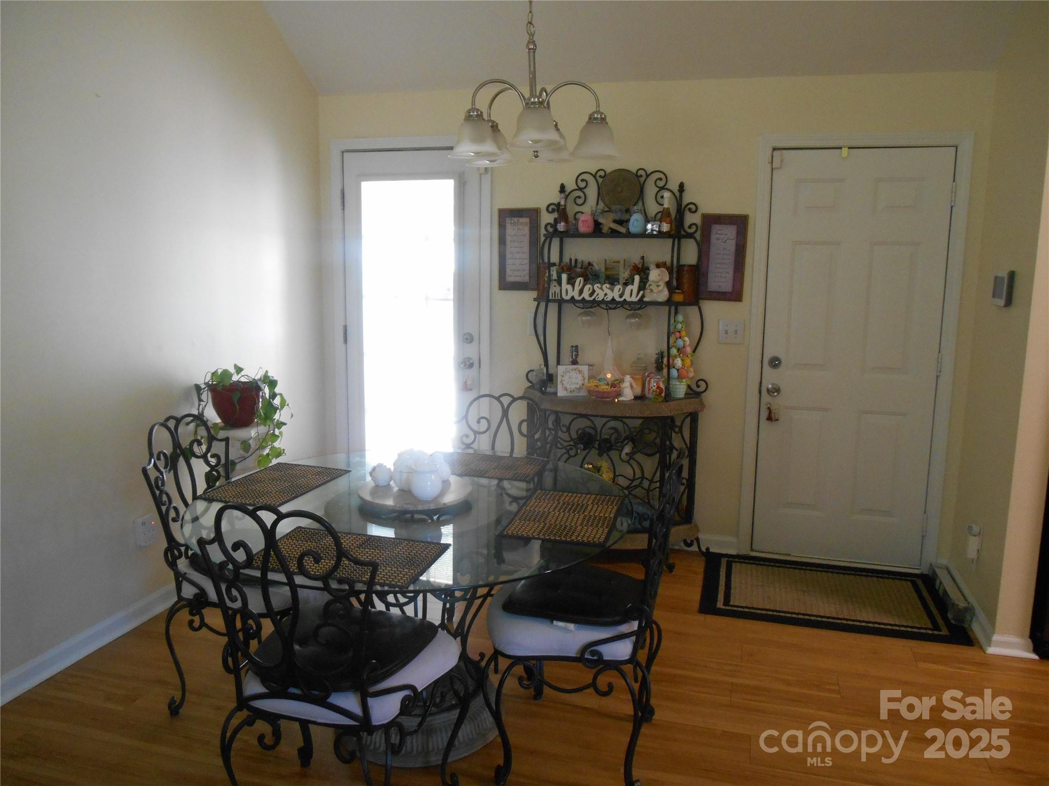 158 Margaret Turner Road Charlotte, NC 28216 - Photo 9 of 26