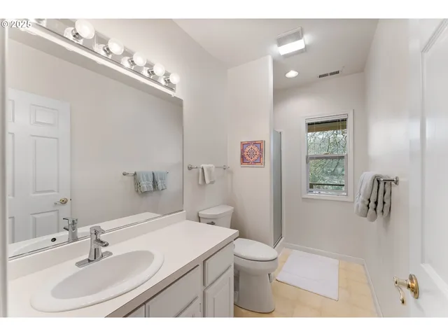 $440,000 | 171 Rachel Lynn Way, Roseburg, OR 97471