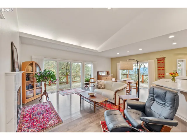 $440,000 | 171 Rachel Lynn Way, Roseburg, OR 97471