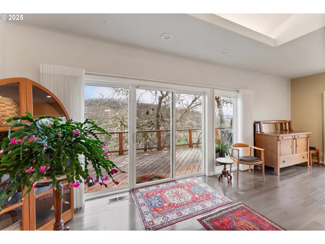 $440,000 | 171 Rachel Lynn Way, Roseburg, OR 97471