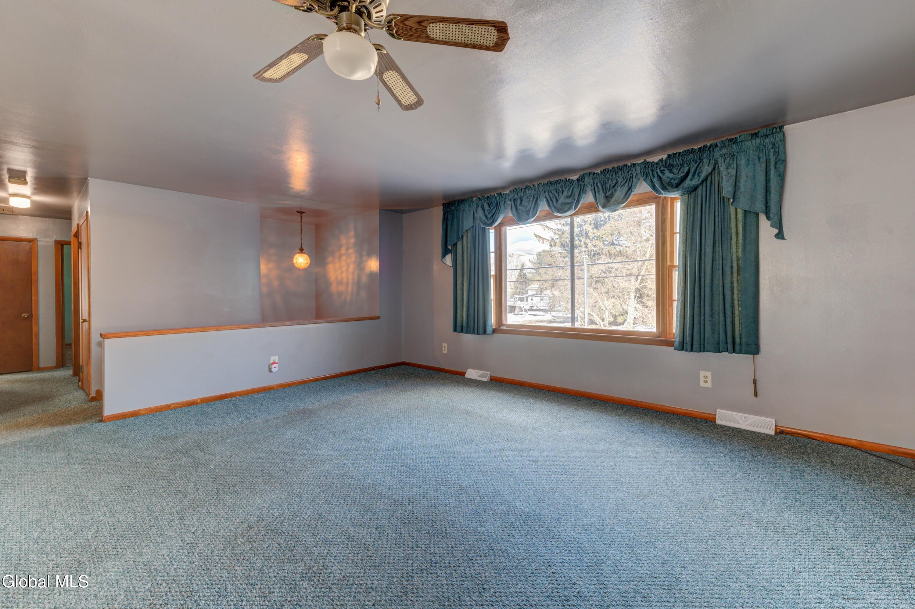 6 Tulip Street, Unit 4 AND 6 Rotterdam, NY 12306 - Photo 2 of 21 18- 4-6 Tullip