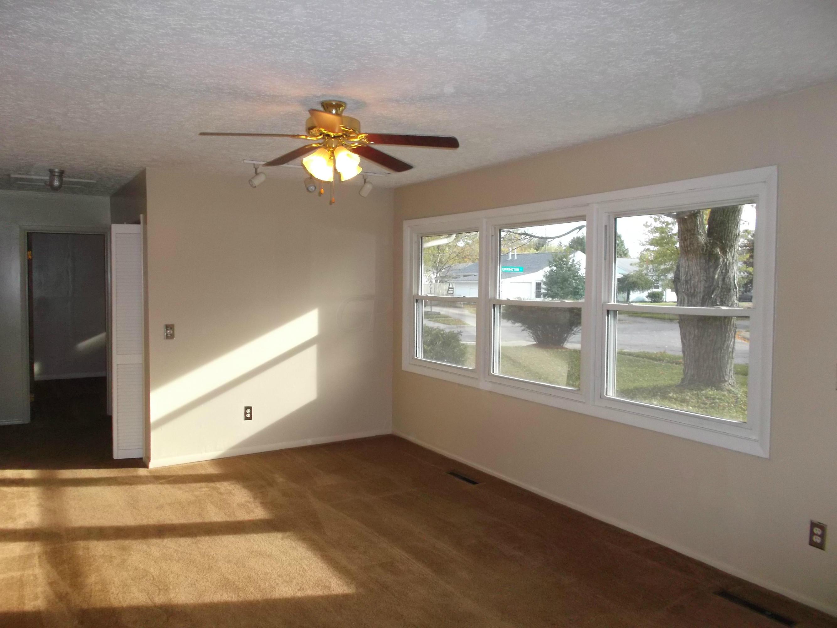 4582 Grimsby Road Columbus, OH 43227 - Photo 5 of 22 Gallery Image 5