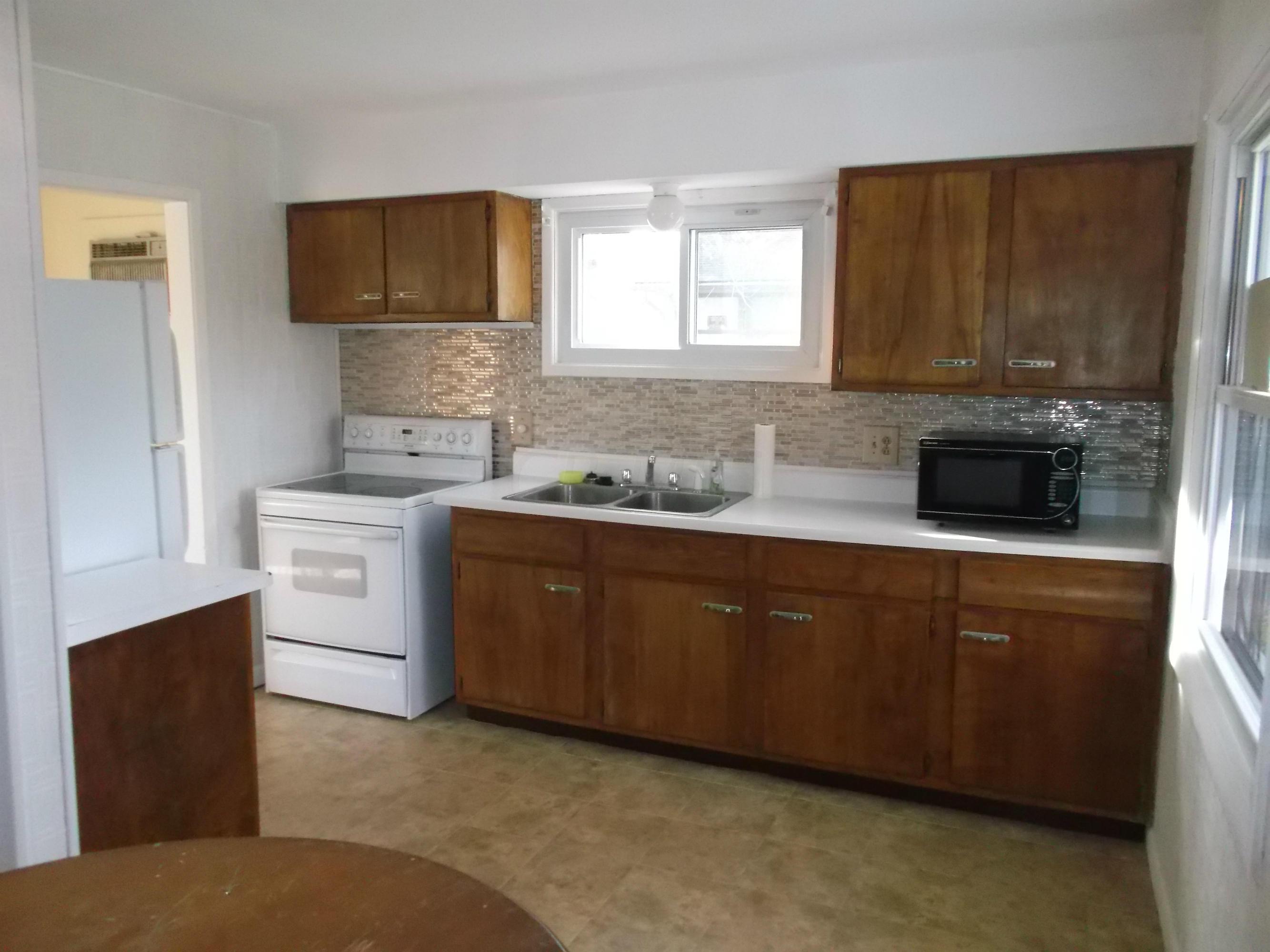 4582 Grimsby Road Columbus, OH 43227 - Photo 9 of 22 Gallery Image 9