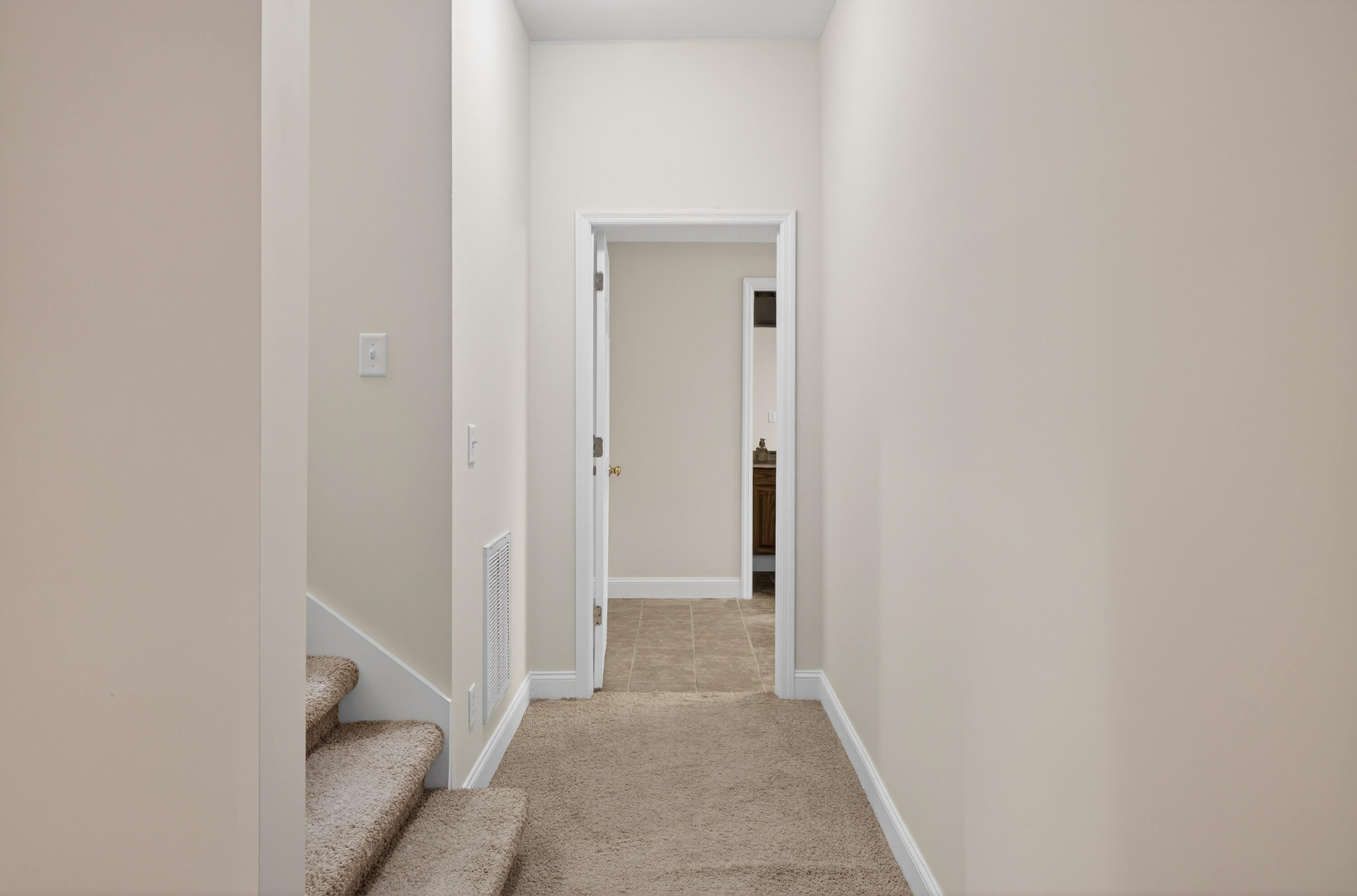 111 Will Ridge Drive Ringgold, GA 30736 - Photo 34 of 50 Hallway downstairs