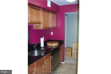 1734 Ascot Way, Unit 1734D Reston, VA 20190 - Photo 18 of 22 Kitchen