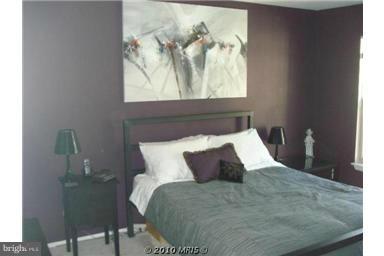 1734 Ascot Way, Unit 1734D Reston, VA 20190 - Photo 8 of 22 Bedroom (Master)