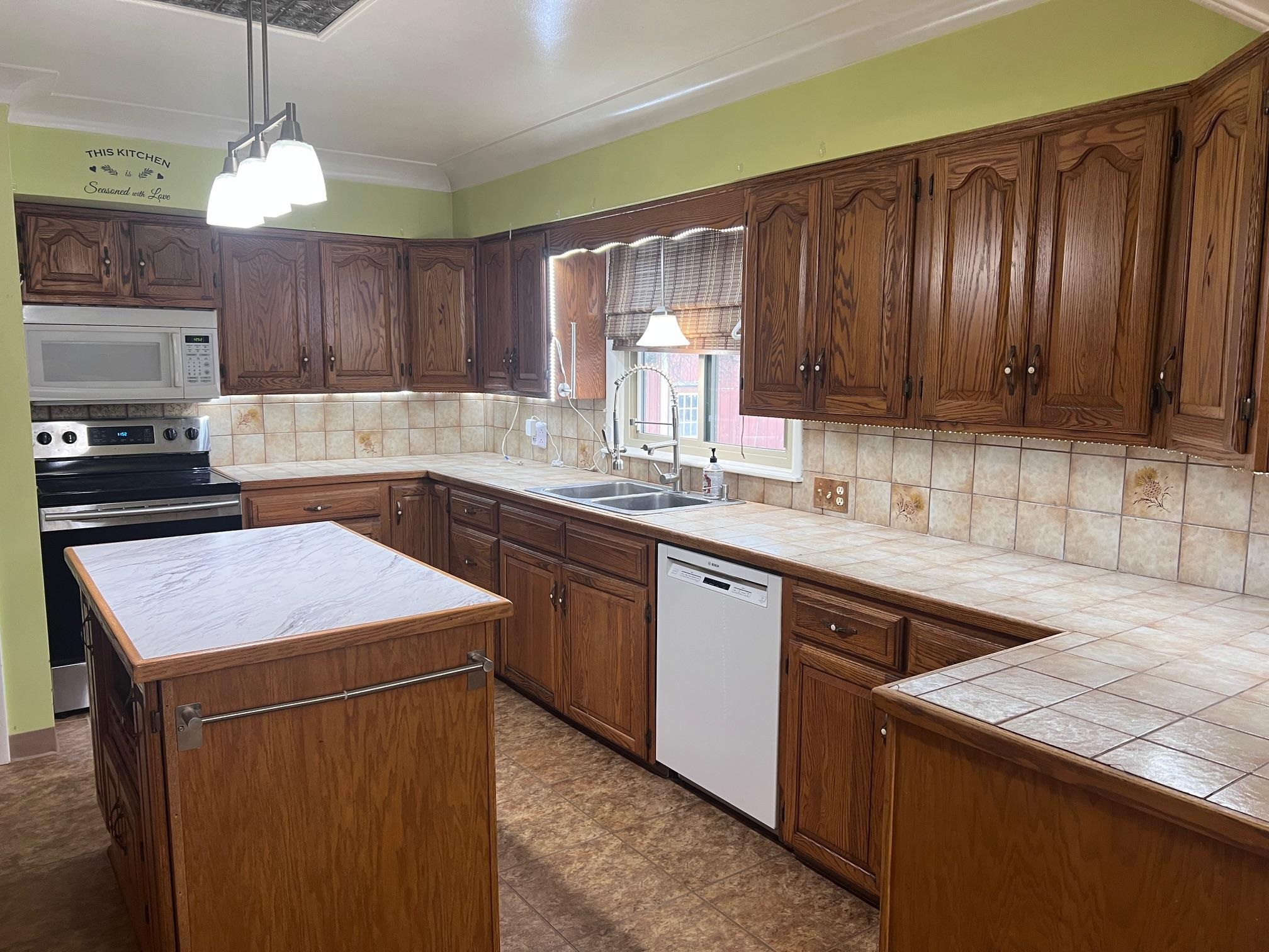 2590 South Morrice Road Owosso, MI 48867 - Photo 9 of 39