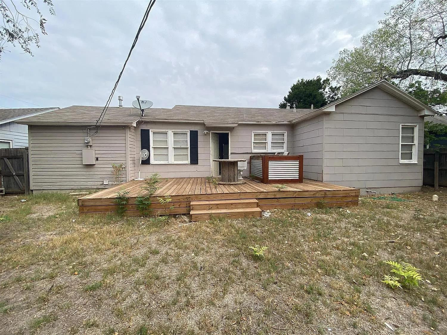 2707 31st Street Lubbock, TX 79410 - Photo 11 of 11 Photo 13