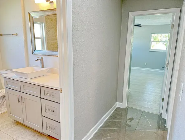 $3,000 | 9 North Aurora Avenue, Clearwater, FL 33765