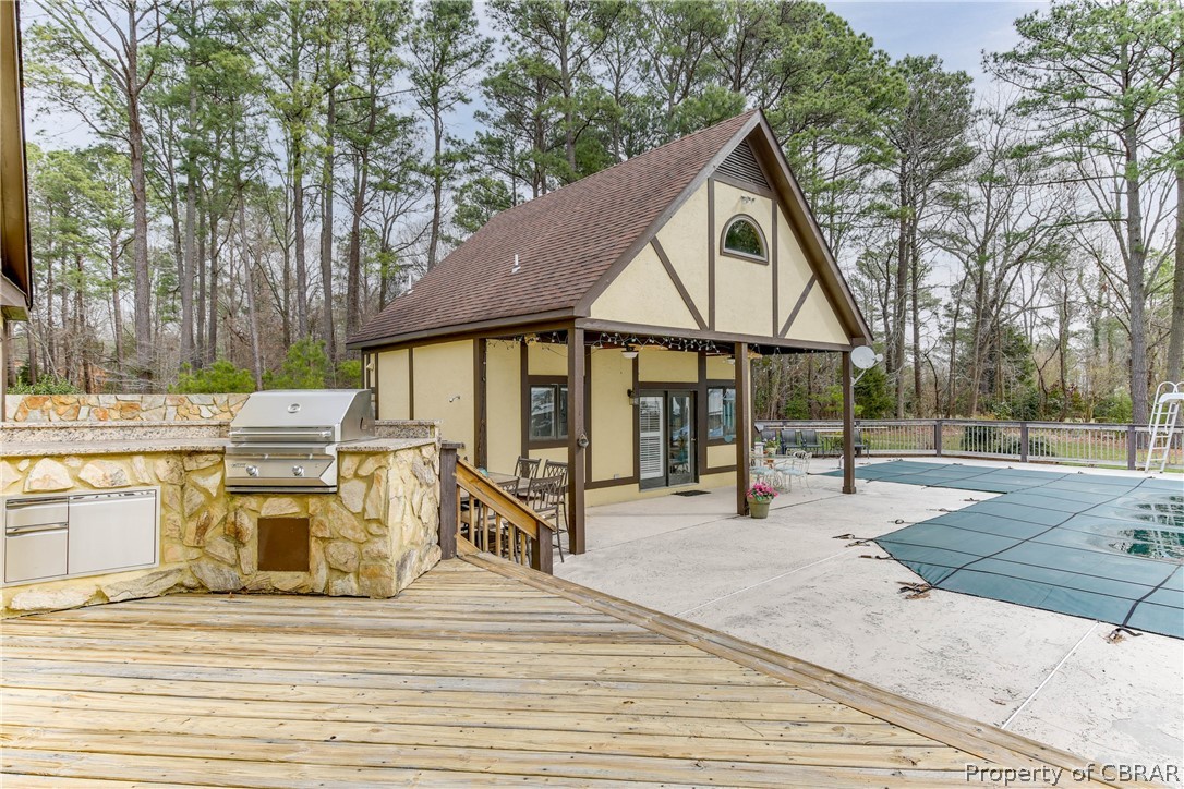 8508 Gaines Point Road Hayes, VA 23072 - Photo 38 of 50 Outdoor grill & guest house
