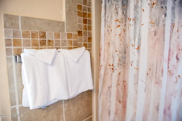 $270,000 | 370 Sierra Drive, Williams, AZ 86046