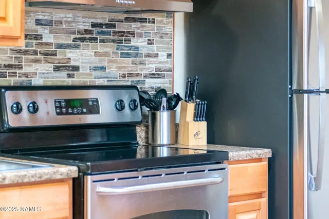 $270,000 | 370 Sierra Drive, Williams, AZ 86046