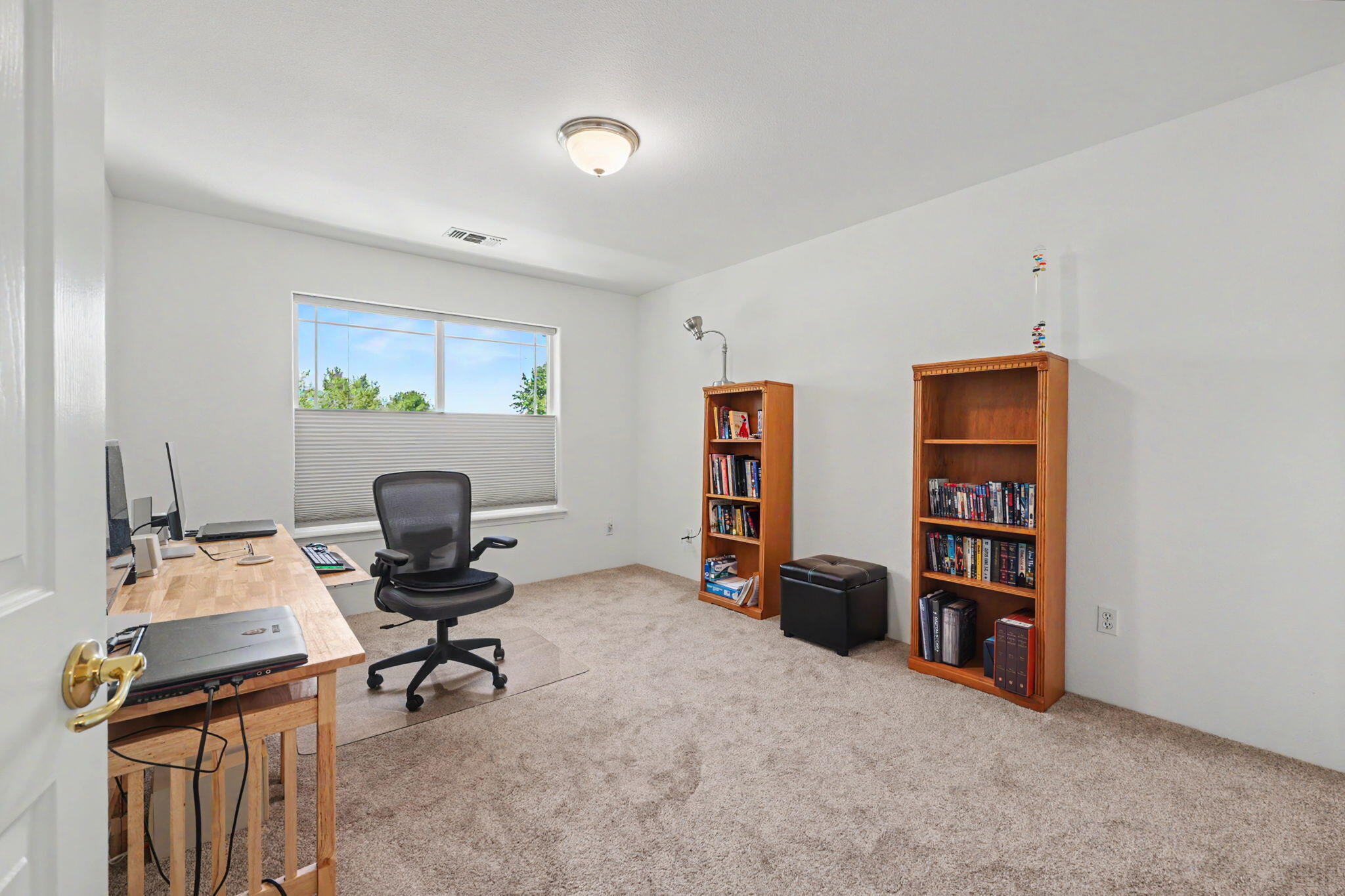228 Talent Avenue, Unit 4 Talent, OR 97540 - Photo 22 of 23 Bedroom-Office